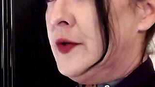 MILF Yawning Conversation