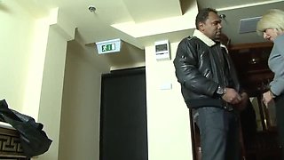 Young Wife Cheats on Husband with Black Guy - Anal & Creampie Sex