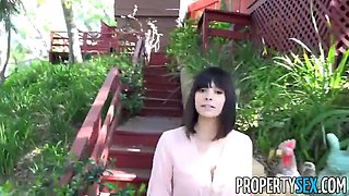 Propertysex - fantastic agent convinces homeowner to sell