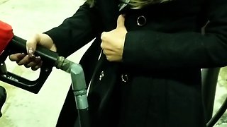 Big ass amateur blonde fucking POV in public