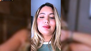 pretty blonde camwhore Georgia pussy close up