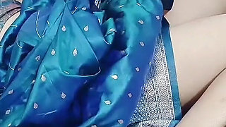 Desi Bhabhi Saree Amazing Fucking Videos