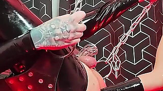 4 Hand Fisting by 2 Latex Dominas - Sling Fisting Extreme