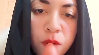 Irani Muslim Hotwife