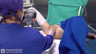 PRIVATE-PATIENT Patient Pia 06