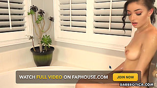 Scarlett Bloom Gets a Very Satisfactory Bath Followed by Masturbation