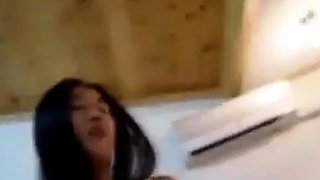 Cowgirl Style with an Amateur Chinese Beauty
