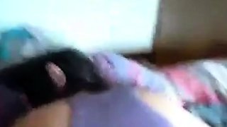 Singaporean Girl Gives Amateur Blowjob