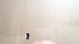 Twerking N Squirting Slut