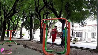 My sexy and hot neighbor is in the park and when I see her there she proposes that I fuck her and I accept - Porno en Espaol