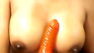 Colombian Milf Squirts on Webcam