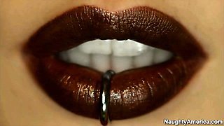 Mature India Summer Romping In The Couch With Her Dark-skinned Eyes