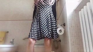 The Hottest Pee Is Always and Only My Stepmom