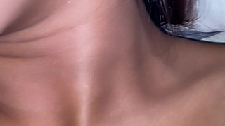 Mahiyaing Dalaga Nagpakantot kay Tito! Para Sa New !Phone