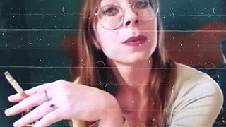 Are you ready for a silent smoking hot Domme looking natural?