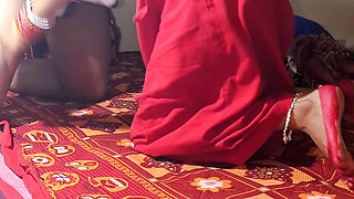 Indian 18 Years Old Desi Virgin Girl Having Hardcore Fucking Experience on Honeymoon with Her Husband