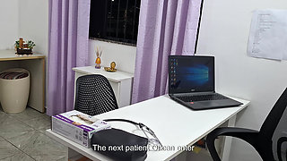 Abdominal Medical Examination by a General Practitioner