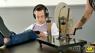 Tutor4k. spark ran, so they had to bang electrically!