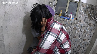 Sri Lankan Teen 18 Plus Romantic Fuck in Bathroom