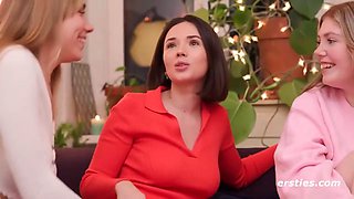 Big-Tits Lesbians Strapon Group Fuck
