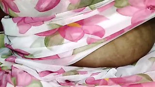 Hot sex in home very hot body big nibbles nice pusssy sucking hot aunty beautiful sucking in bed
