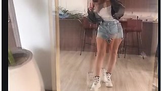 Cuckold Texts: Fucking My Colleague And Showing Everything To Hubby With Snap Chat