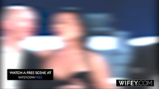 WIFE Assfuck-Longing Cheating Nadia White Gapes Broad Open For BIG BLACK COCK