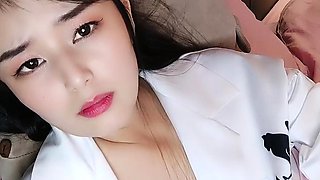 Small Tit Teen Cums On Cam