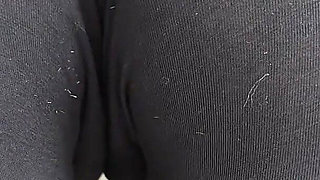 I Show You My Cameltoe in Leggings