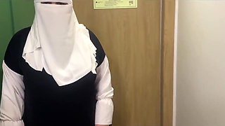 Arab Maid Seduces Hotel Client in Room with Her Tight Pussy