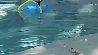 Pool Blowjob with Pedsrmeds