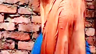 Asks the Woman to Send Her Nude Mms. Take a Bath and Record