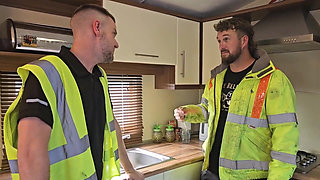 A Gay Tradies Confession