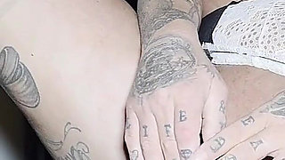 Bambiblacks Huge Orgasm in Office