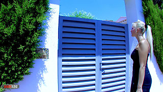 Mallory Moore: Mallory Moore Playing with Oil and Gets Ass Fucked