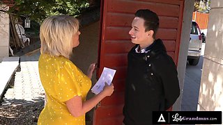 Perverted mature slut incredible sex story