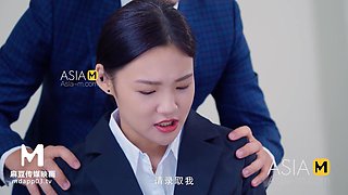 Secretary girl gets her intimate interview session with the boss