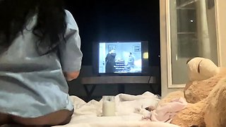 Solo girls masturbate until orgasm for