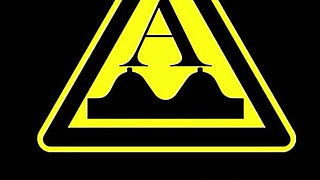 Husband, Uncontrollable Wife, Night Changes… and the Wife's True Nature Slowly Comes to Light