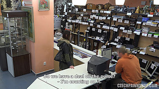 Czech Pawn Shop 1: the Woman with the Handbag Likes to Swallow
