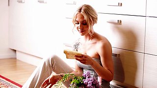 Will I ever see you again? Sensual romance with Angie Lynx and Francis X for SinfulXXX