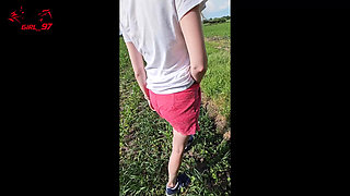 Horny Outdoor Fuck in the Field with Huge Facial