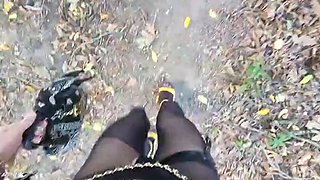 VaneSsa BiTCHx Performs Risky Public Nudity in Packed Car Park Alongside Massive Big-Cock