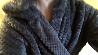 Amateur redhead shaves and masturbates