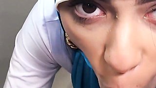 Watch splendid Reyna Belle's action