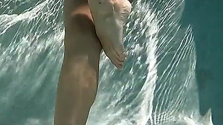 Deepend Underwater Masturbation Orgasm
