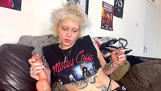 Silent Smoking Handjob JOI Blowjob Spit Long Tongue