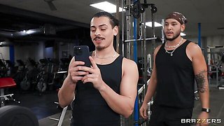 Luring Kali Roses and Madalina Moon's blowjob sex