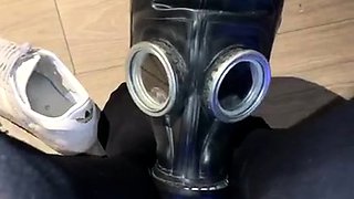 Amateur Foot Fetish Girlfriend Sucks and gives a Footjob